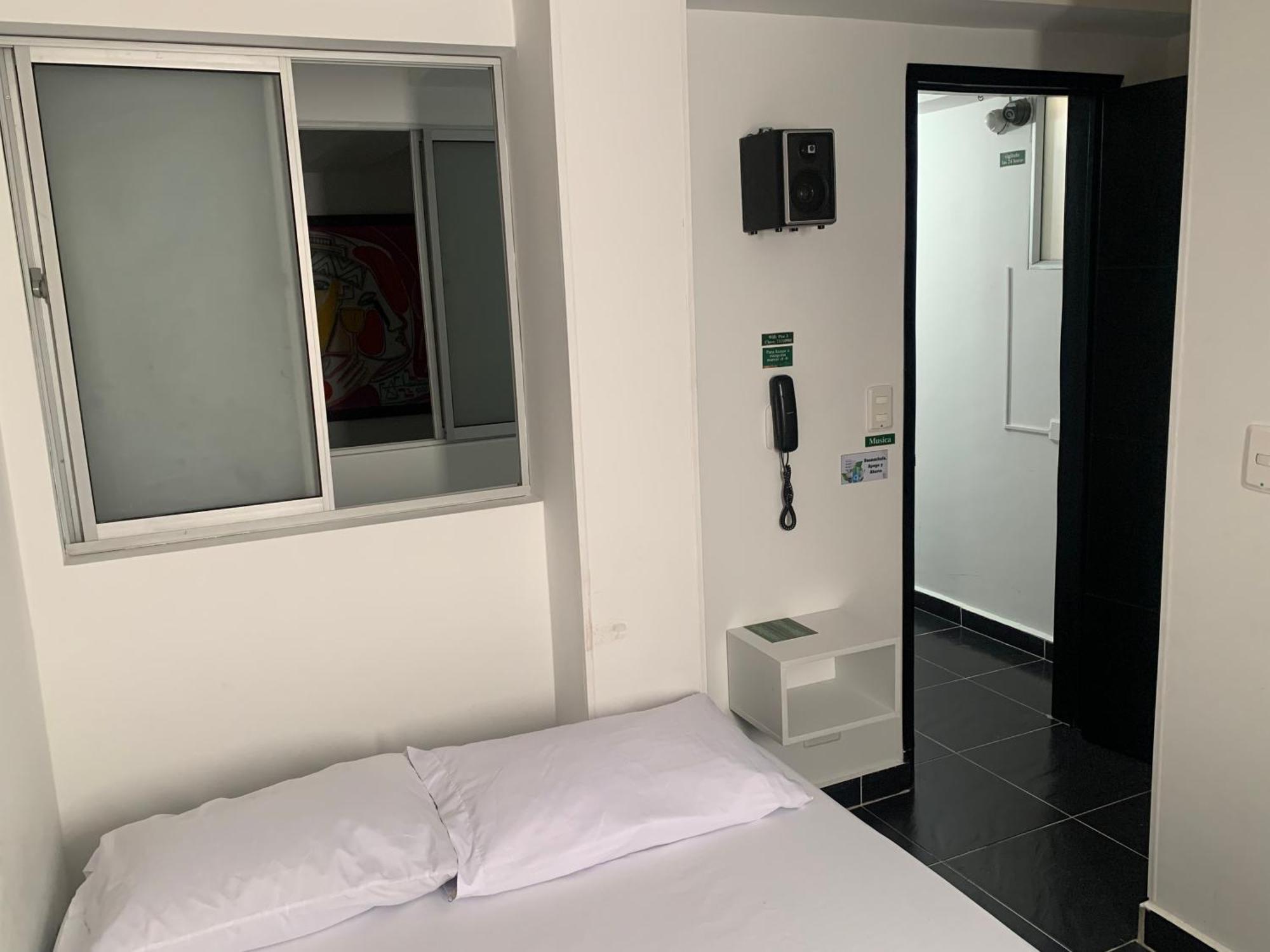 Hotel Lindbergh Quindio 亚美尼亚 外观 照片