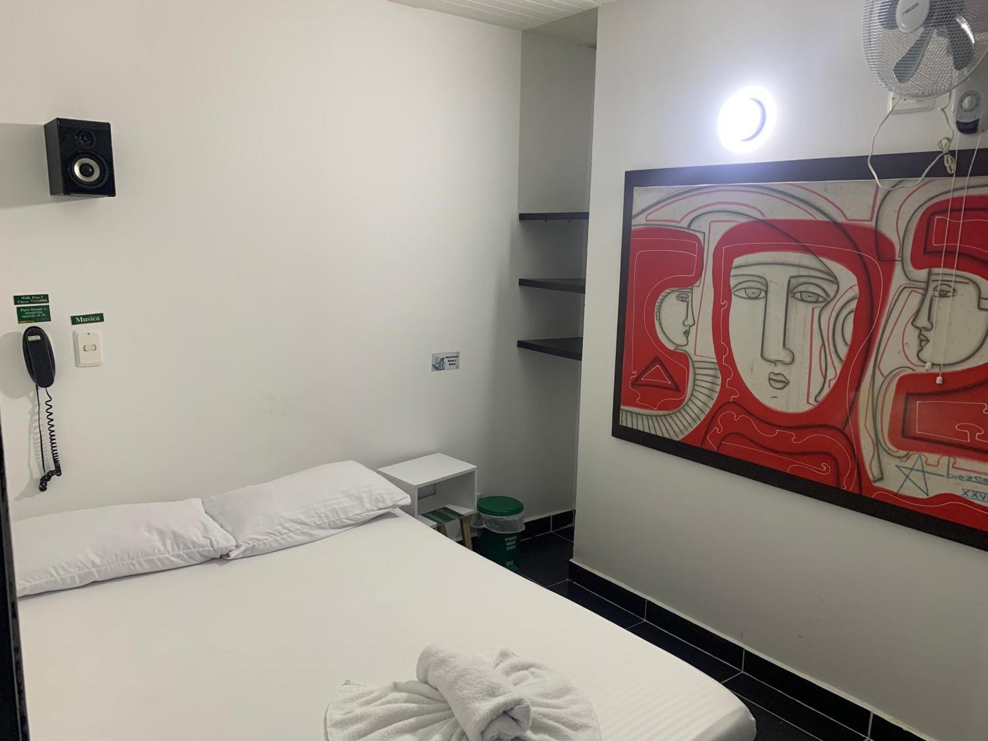 Hotel Lindbergh Quindio 亚美尼亚 外观 照片